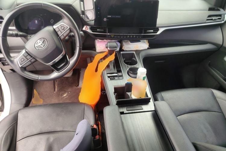 Used Toyota SIENNA 2021 2.5L Hybrid Ultimate Edition Center Console