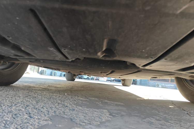 Used Toyota SIENNA 2021 2.5L Hybrid Comfort Edition Chassis Front