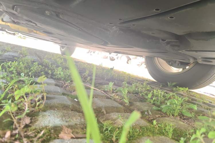 Used Toyota SIENNA 2021 2.5L Hybrid Ultimate Edition Chassis Front