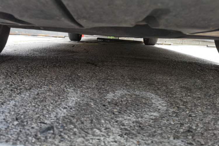 Used Toyota SIENNA 2021 2.5L Hybrid Comfort Edition Chassis Front
