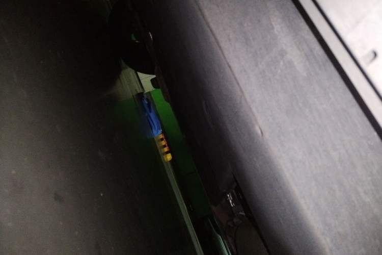Used Toyota SIENNA 2021 2.5L Hybrid Platinum Edition Chassis Front Left