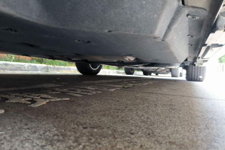Used Toyota SIENNA 2021 2.5L Hybrid Premium Edition Chassis Front Left
