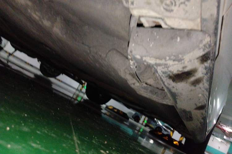 Used Toyota SIENNA 2021 2.5L Hybrid Ultimate Edition Chassis Front Left