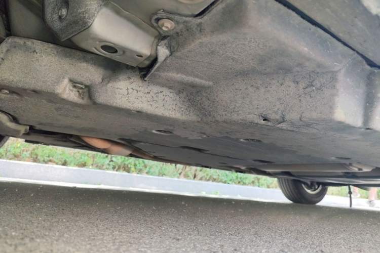Used Toyota SIENNA 2021 2.5L Hybrid Comfort Edition Chassis Front Left