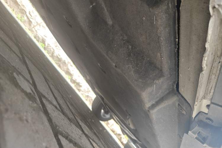 Used Toyota SIENNA 2021 2.5L Hybrid Premium Edition Chassis Front Left