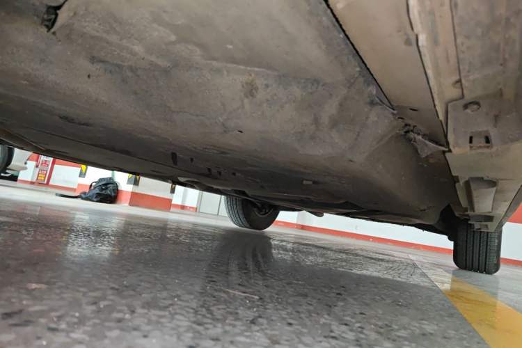 Used Toyota SIENNA 2021 2.5L Hybrid Premium Edition Chassis Front Left