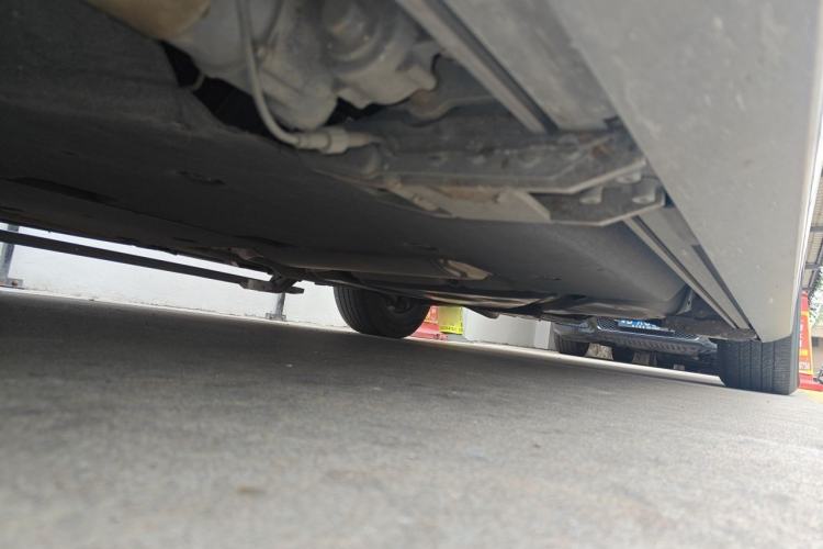 Used Toyota SIENNA 2021 2.5L Hybrid Comfort Edition Chassis Front Left