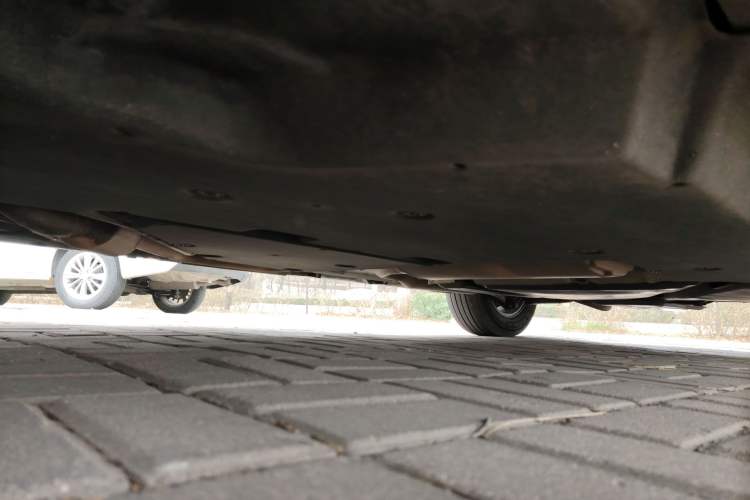 Used Toyota SIENNA 2021 2.5L Hybrid Premium Edition Chassis Front Left
