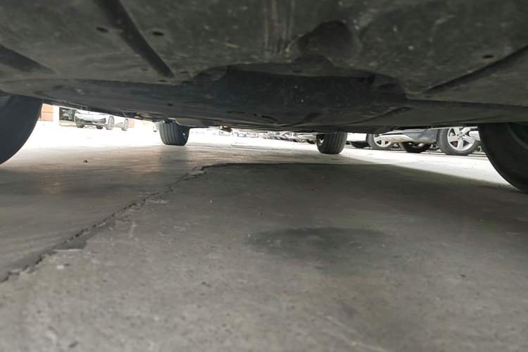 Used Toyota SIENNA 2021 2.5L Hybrid Comfort Edition Chassis Front