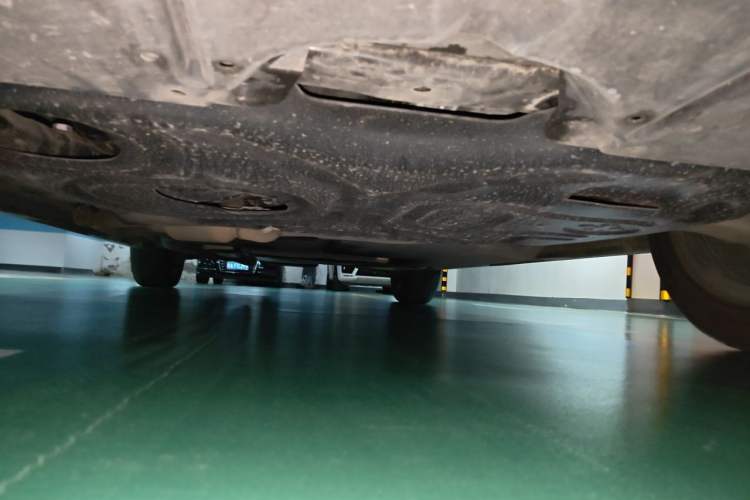 Used Toyota SIENNA 2021 2.5L Hybrid Ultimate Edition Chassis Front