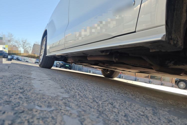 Used Toyota SIENNA 2021 2.5L Hybrid Comfort Edition Chassis Front Right