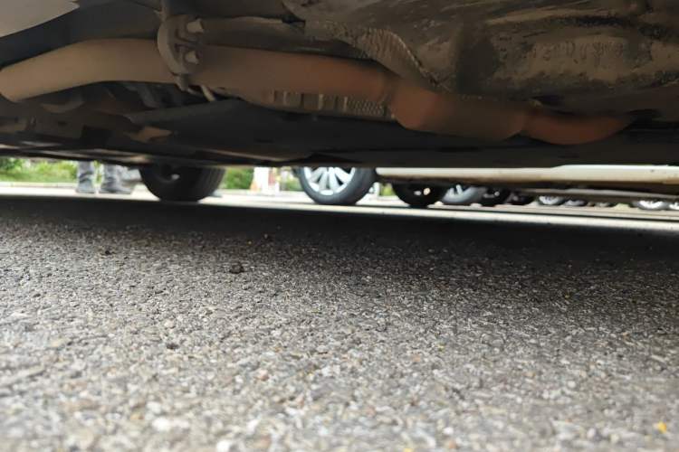 Used Toyota SIENNA 2021 2.5L Hybrid Premium Edition Chassis Front Right