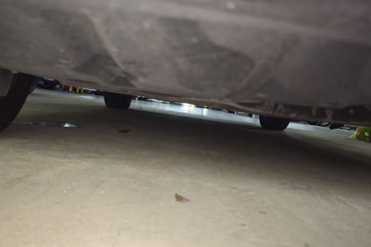 Used Toyota SIENNA 2021 2.5L Hybrid Premium Edition Chassis Front Right