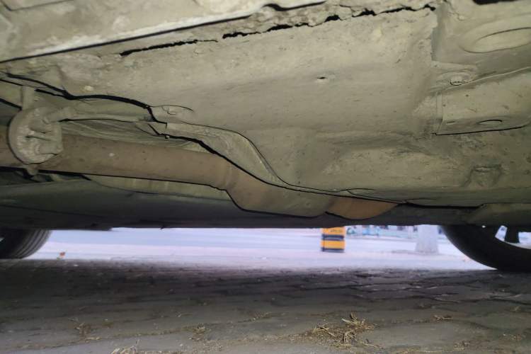 Used Toyota SIENNA 2021 2.5L Hybrid Ultimate Edition Chassis Front Right