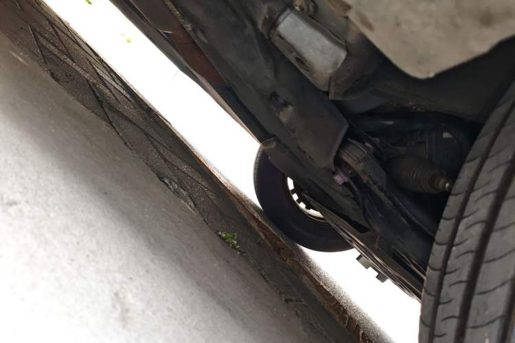 Used Toyota SIENNA 2021 2.5L Hybrid Premium Edition Chassis Front Right