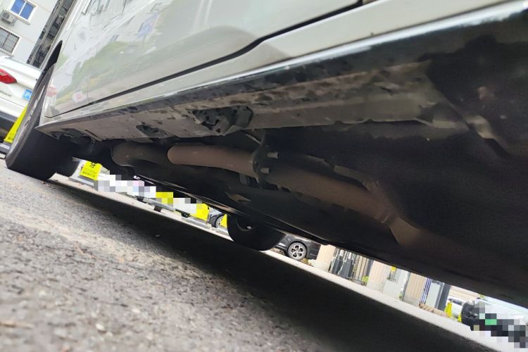 Used Toyota SIENNA 2021 2.5L Hybrid Luxury Edition Chassis Front Right