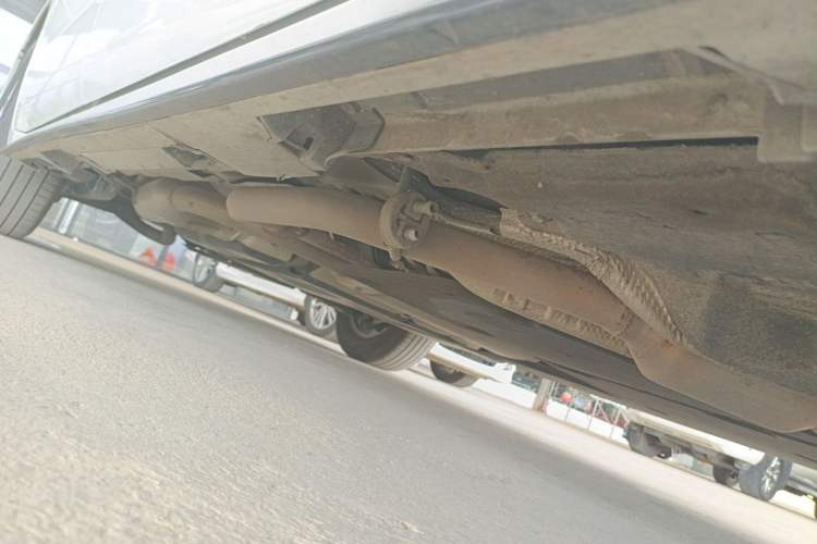Used Toyota SIENNA 2021 2.5L Hybrid Premium Edition Chassis Front Right