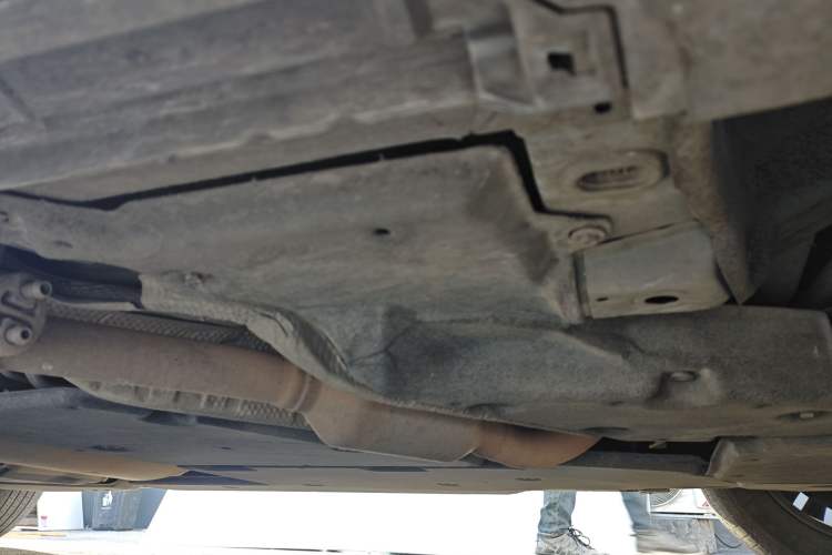Used Toyota SIENNA 2021 2.5L Hybrid Ultimate Edition Chassis Front Right