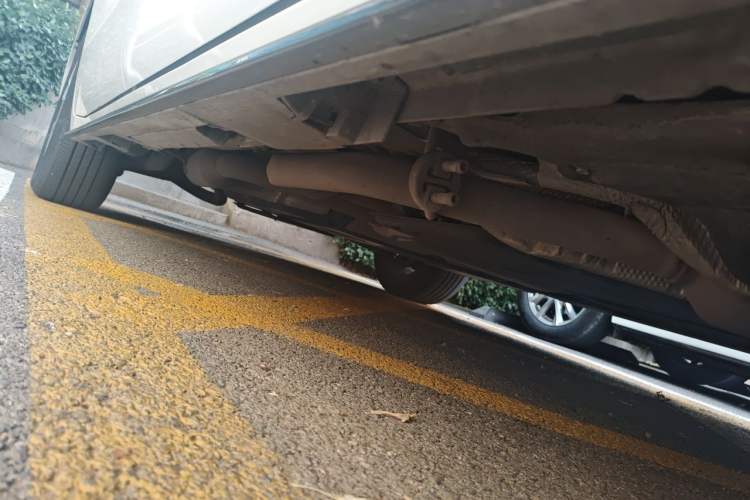 Used Toyota SIENNA 2021 2.5L Hybrid Ultimate Edition Chassis Front Right
