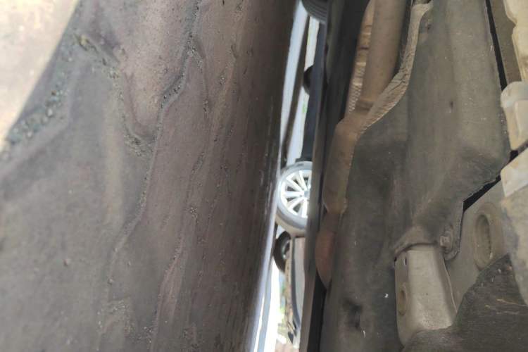 Used Toyota SIENNA 2021 2.5L Hybrid Platinum Edition Chassis Front Right