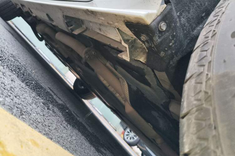 Used Toyota SIENNA 2021 2.5L Hybrid Comfort Edition Chassis Front Right