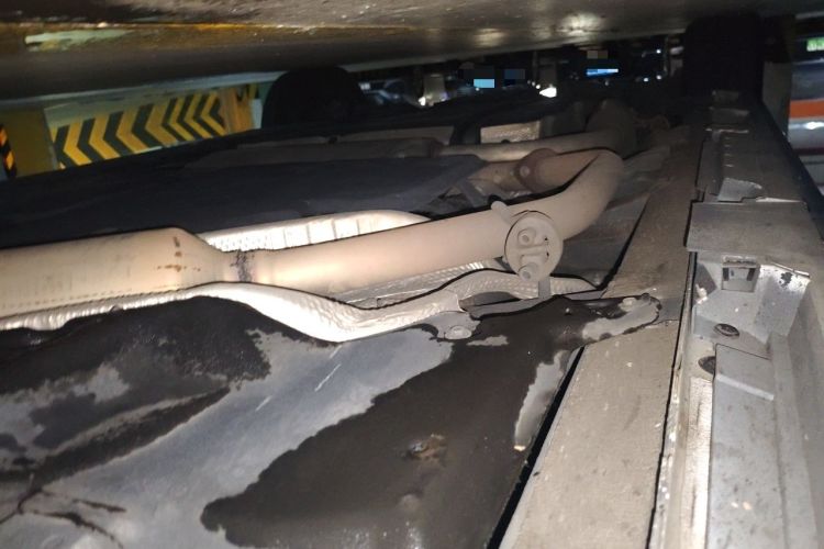 Used Toyota SIENNA 2021 2.5L Hybrid Ultimate Edition Chassis Front Right