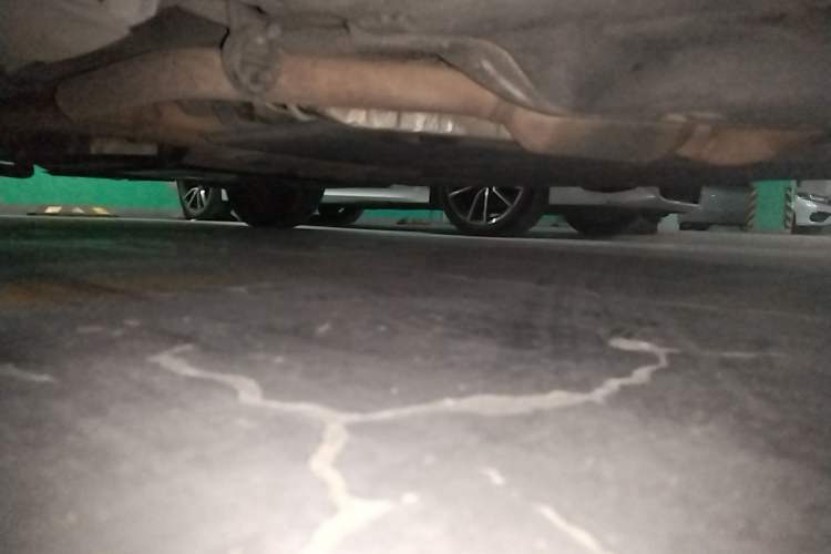 Used Toyota SIENNA 2021 2.5L Hybrid Premium Edition Chassis Front Right