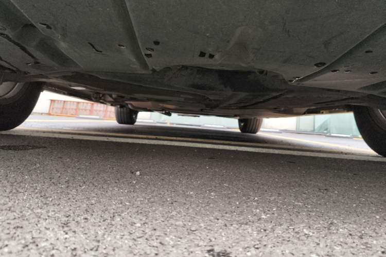 Used Toyota SIENNA 2021 2.5L Hybrid Comfort Edition Chassis Front