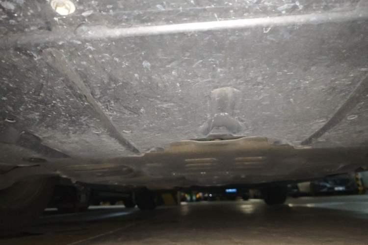 Used Toyota SIENNA 2021 2.5L Hybrid Ultimate Edition Chassis Front