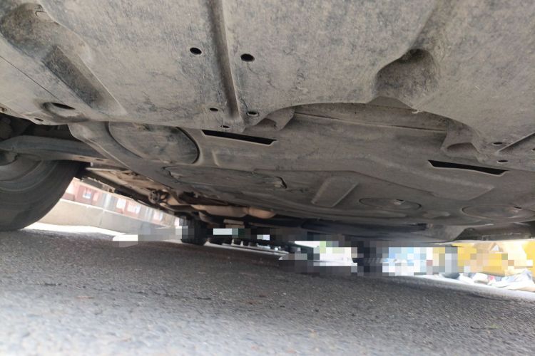Used Toyota SIENNA 2021 2.5L Hybrid Comfort Edition Chassis Front