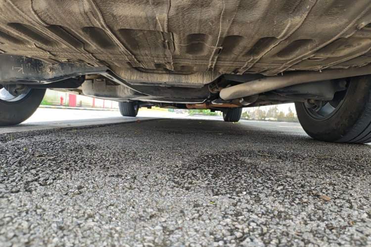 Used Toyota SIENNA 2021 2.5L Hybrid Platinum Edition Chassis Rear