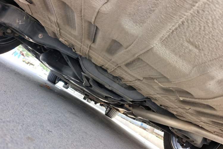 Used Toyota SIENNA 2021 2.5L Hybrid Premium Edition Chassis Rear