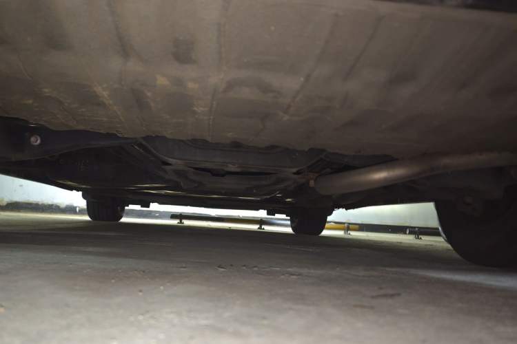 Used Toyota SIENNA 2021 2.5L Hybrid Premium Edition Chassis Rear