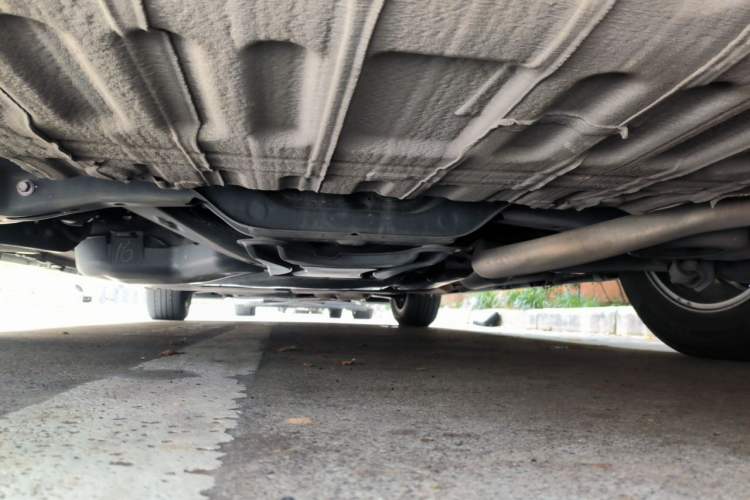 Used Toyota SIENNA 2021 2.5L Hybrid Premium Edition Chassis Rear