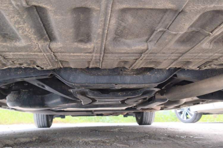 Used Toyota SIENNA 2021 2.5L Hybrid Luxury Edition Chassis Rear