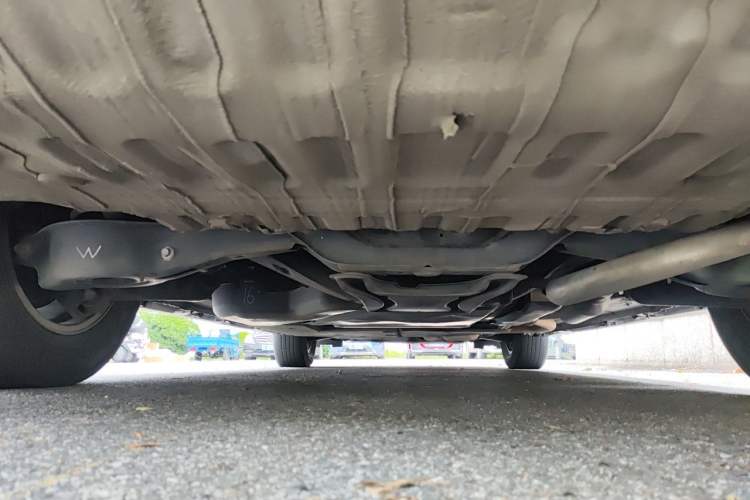 Used Toyota SIENNA 2021 2.5L Hybrid Luxury Edition Chassis Rear