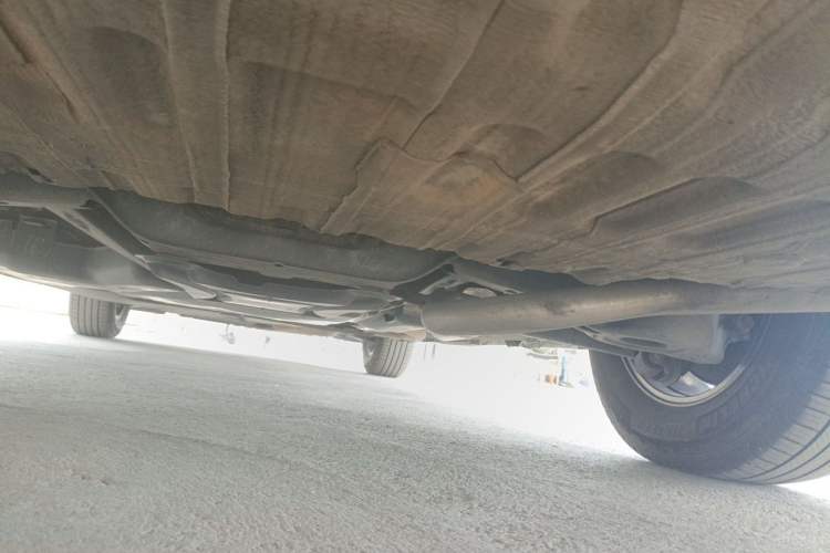 Used Toyota SIENNA 2021 2.5L Hybrid Premium Edition Chassis Rear