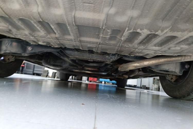 Used Toyota SIENNA 2021 2.5L Hybrid Premium Edition Chassis Rear