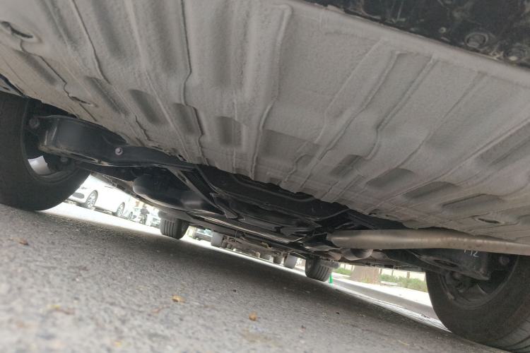 Used Toyota SIENNA 2021 2.5L Hybrid Platinum Edition Chassis Rear