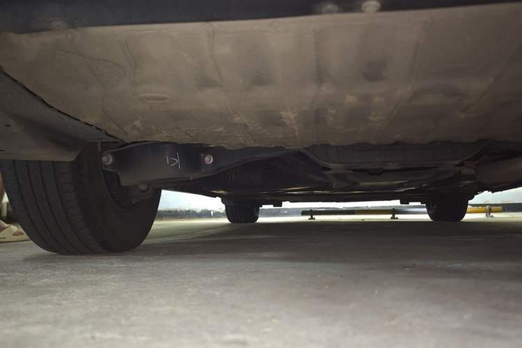Used Toyota SIENNA 2021 2.5L Hybrid Premium Edition Chassis Rear Left