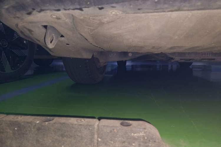 Used Toyota SIENNA 2021 2.5L Hybrid Comfort Edition Chassis Rear Left