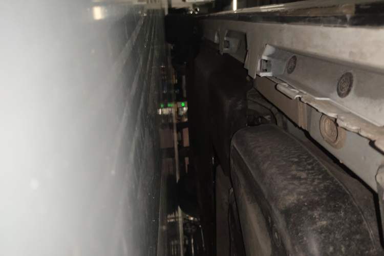 Used Toyota SIENNA 2021 2.5L Hybrid Platinum Edition Chassis Rear Left