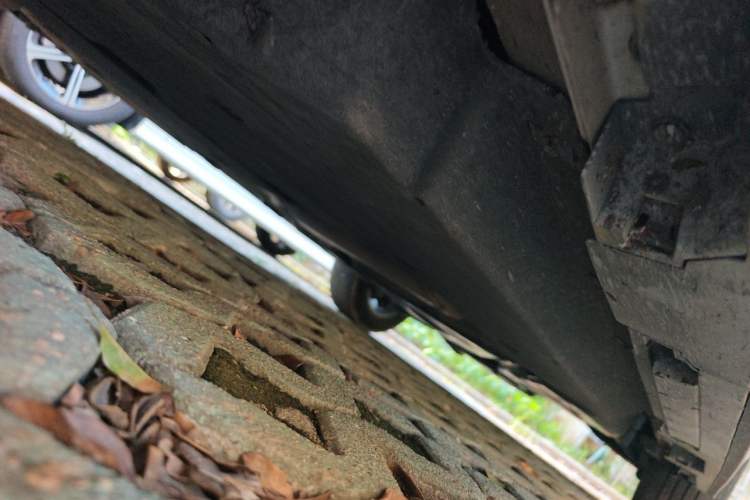 Used Toyota SIENNA 2021 2.5L Hybrid Platinum Edition Chassis Rear Left