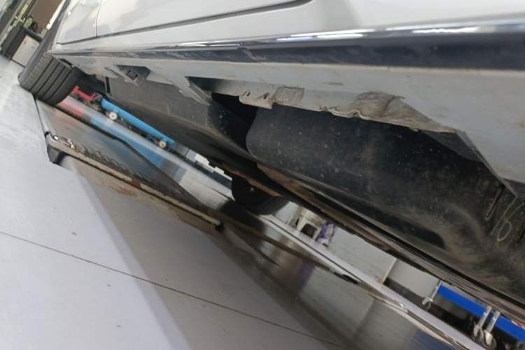 Used Toyota SIENNA 2021 2.5L Hybrid Premium Edition Chassis Rear Left