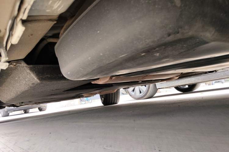 Used Toyota SIENNA 2021 2.5L Hybrid Platinum Edition Chassis Rear Left