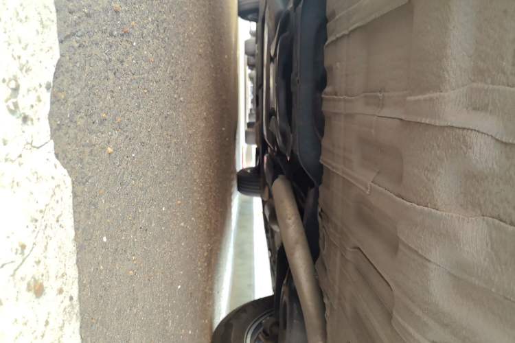 Used Toyota SIENNA 2021 2.5L Hybrid Platinum Edition Chassis Rear