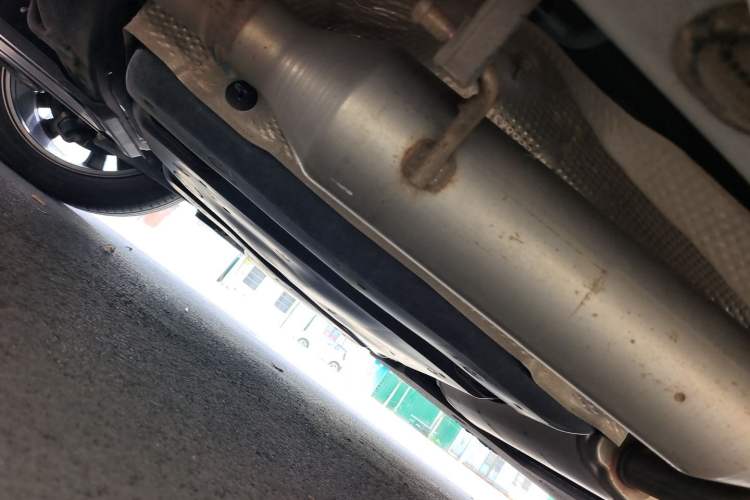 Used Toyota SIENNA 2021 2.5L Hybrid Premium Edition Chassis Rear Right