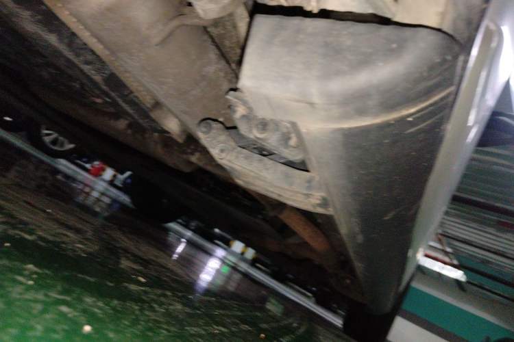 Used Toyota SIENNA 2021 2.5L Hybrid Ultimate Edition Chassis Rear Right