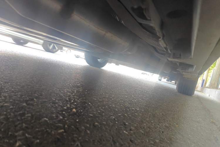 Used Toyota SIENNA 2021 2.5L Hybrid Platinum Edition Chassis Rear Right