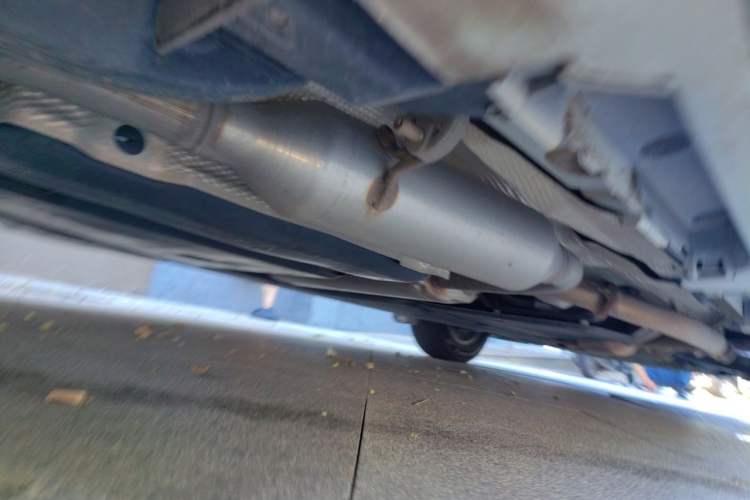 Used Toyota SIENNA 2021 2.5L Hybrid Premium Edition Chassis Rear Right